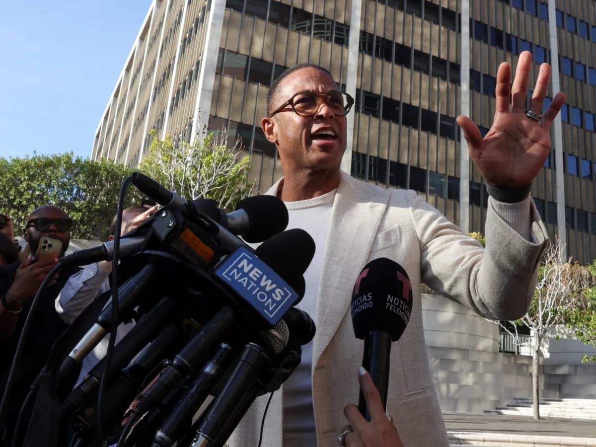 إدارة ترامب تتهم 30 شخصًا آخر بالاحتجاج على كنيسة مينيسوتا