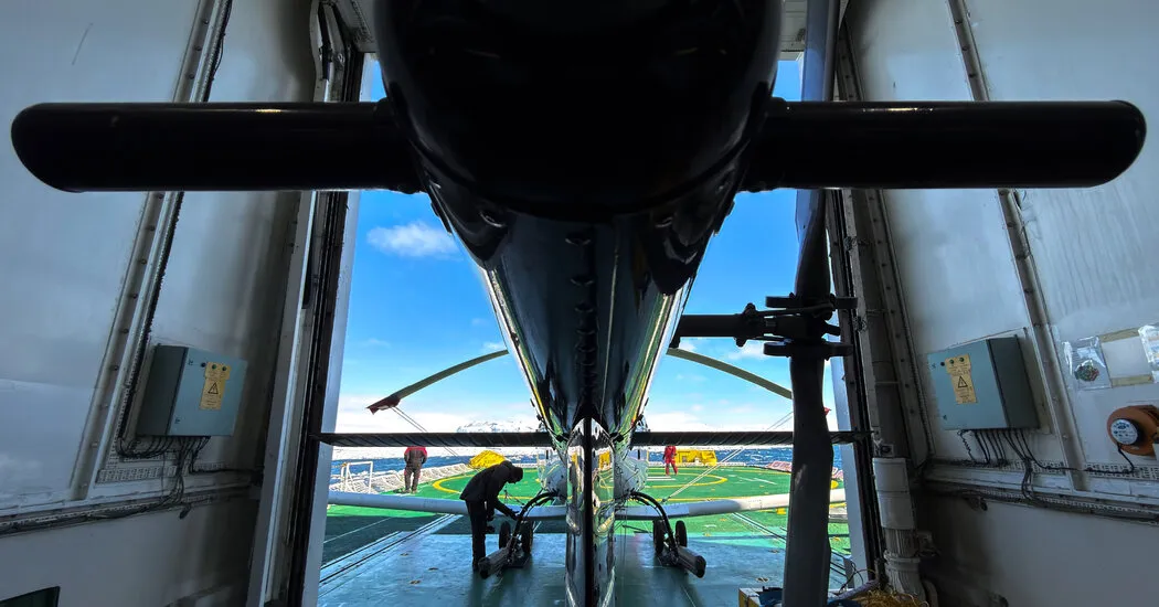 اسکن‌های رادار قطب جنوب سرنخ‌هایی از آنچه در قمر مشتری روی می‌دهد ارائه می‌دهد